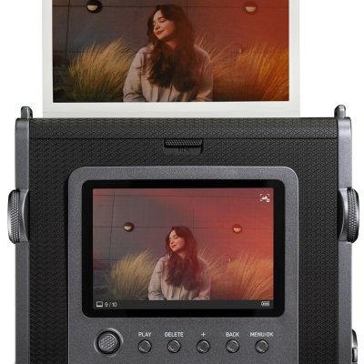 Fujifilm Instax Wide Evo широкоформатні фотографії