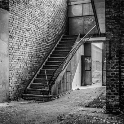 ilford delta 100 120 - Yashica MAT 124G