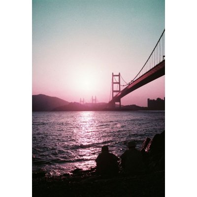 Ломографія LomoChrome Purple XR ISO 100-400 Petillant Edition 