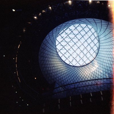 Reto Project Ultra-Wide & Slim KODAK VISION3 500T