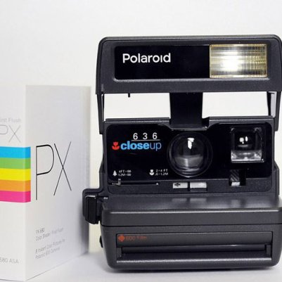 Полароид 636 дошедший до нашего современного мира и не потерявший при этом симпатию