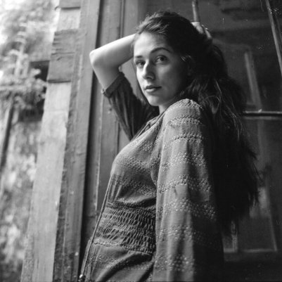 Ilford HP5 Plus Mamiya RB67 Pro S  портретна фотографія професійна фотографія