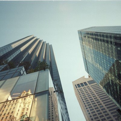 Reto Project Ultra-Wide & Slim KODAK VISION3 500T